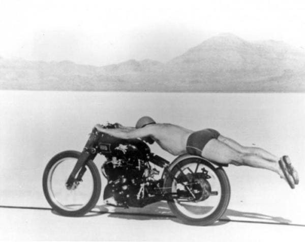 Спортсмен устанавливает новый рекорд, 1948 г.