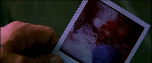 Помни / Memento (2000)