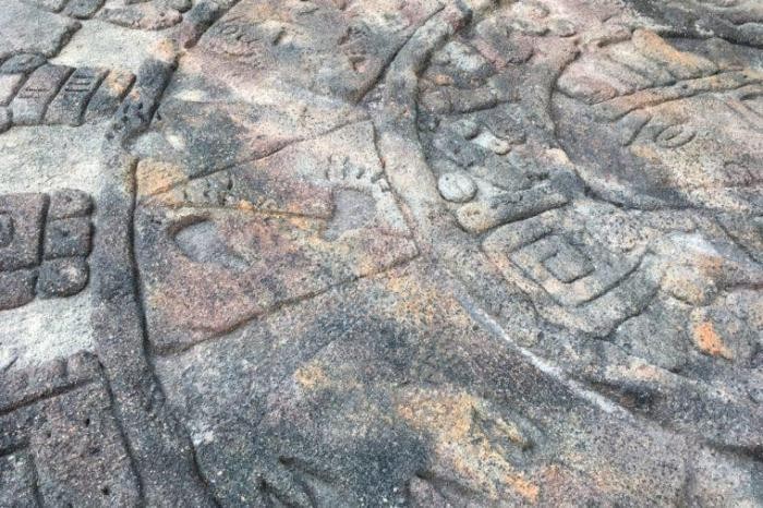 Компьютер, которому 2000 лет