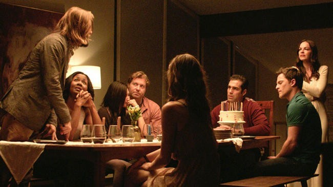 Приглашение / The Invitation (2015). Рейтинг на Кинопоиске: 5,8; IMDb: 6,7