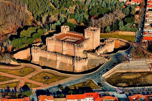 Замок Кока, Испания