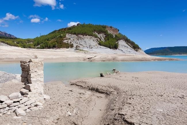 8. Водохранилище Еса.
