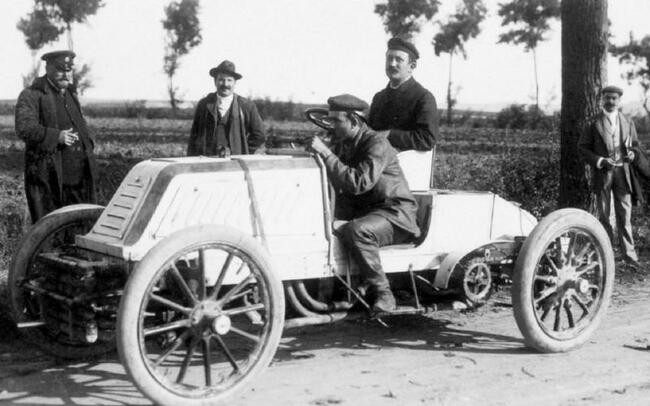 V4 (1897)