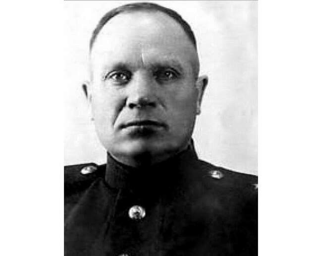 Начальник ленинградского военного округа. Д. Н. Никишев.. Генерал Никишов.