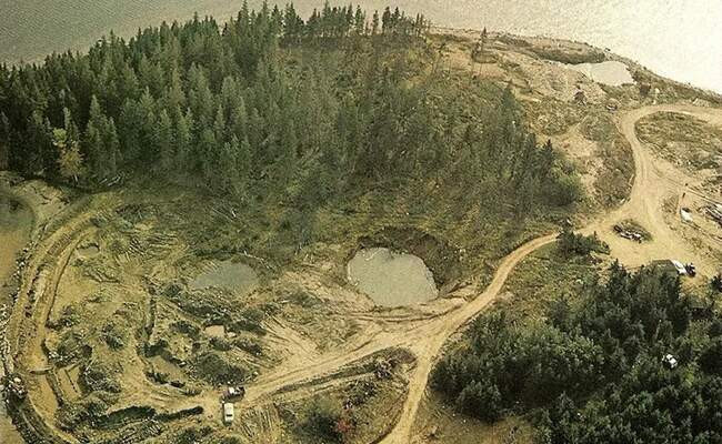 Пещера сокровищ на острове Оук, Сокровище медного свитка