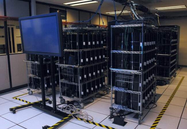 7. Американцы создали суперкомпьютер из PlayStation 3