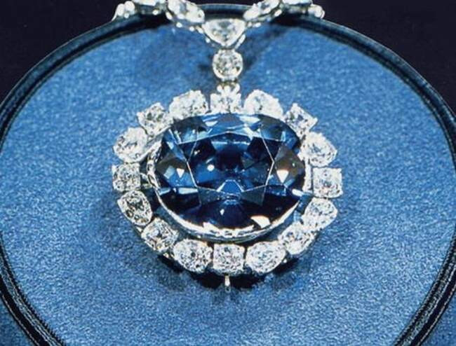 Синий бриллиант «Надежда» как карающий глаз бога Рамы