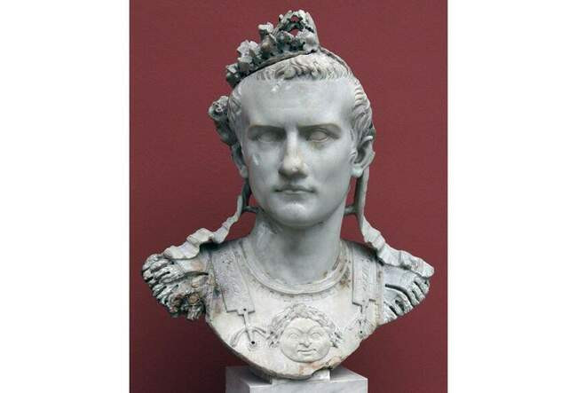 Римский калигула. Император калигула скульптура. Бюст Калигулы (37-41) (Лувр). Император калигула Рим.