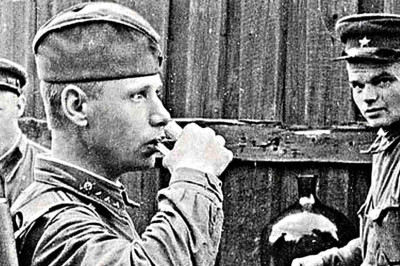 Как над бойцами Красной армией испытывали всякие вещества и препараты  