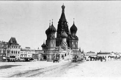 Роскошь и нищета дореволюционной России в объективе американского фотожурналиста Мюррея Хоу