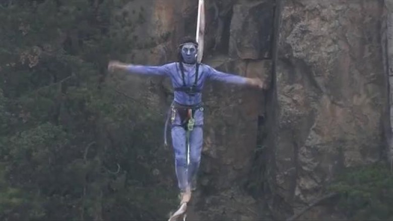 В китайском городе Чжанцзяцзе прошел чемпионат канатоходцев