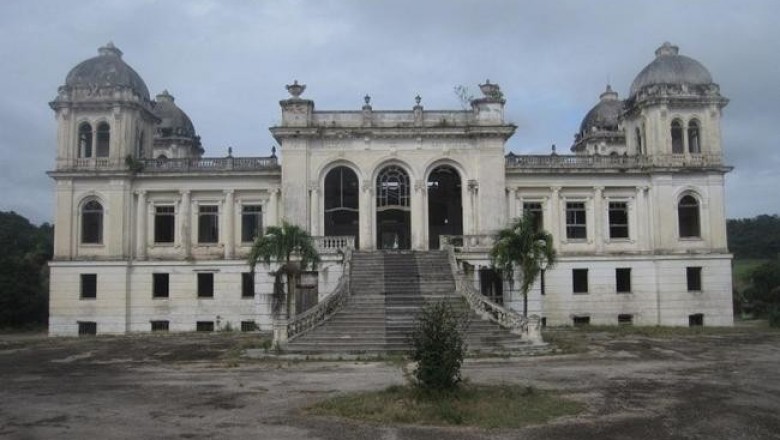 Гранд-Отель Y BALNEARIO, Палас-Отель Haludovo и еще 8 жутких заброшенных отелей по всему миру