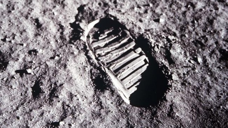 Полвека назад американцы оставили свой след на Луне Но правда ли это...