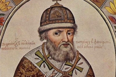 Федор Никитич Романов: как патриарху Филарету удалось возвести своего сына на престол и получить титул «Великий Государь»