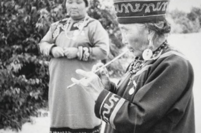 «Нивхи»: как гиляки пешком пришли на Сахалин с Большой земли, какие ритуалы они совершают перед рыбалкой и как местные хозяйки готовят десерт из рыбьей кожи и ягод