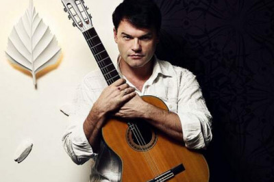 Ритмы жизни Евгения Дятлова: как «лучший певец среди актеров» добивался успехов у женщин, на сцене и на ринге