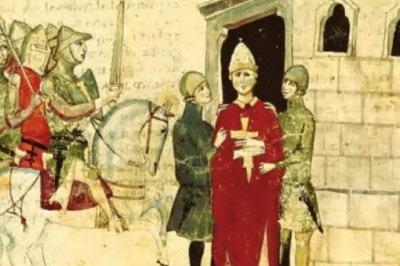 Как, кто и зачем похощал Папу Римского: католические скандалы Средневековья