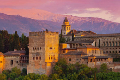 Альгамбра: какие секреты хранит мавританская крепость на юге Испании, в Гранаде