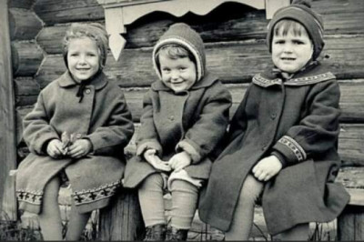 Что носили советские дети: шапка «буратино» и пальто «на вырост»