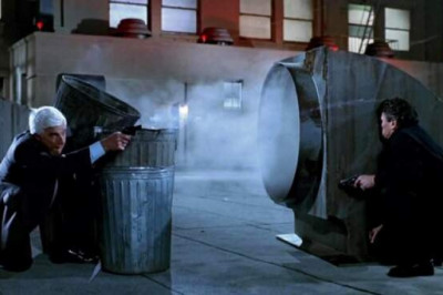 Холостые патроны безвредны, а дверца машины остановит пулю: 7 устоявшихся заблуждений об оружии, которые нам навязал кинематограф