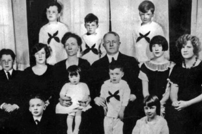 Психолог, изобретательница и мать двенадцати детей: как Лилиан Гилбрет сделала жизнь и труд рабочих и домохозяек намного удобнее