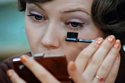 Пиво или сахарный сироп вместо лака для волос и еще 10 лайфхаков от советских модниц, которые позволяли им всегда выглядеть «на все 100»