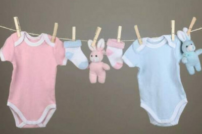 Почему мальчиков одевают в голубое, а девочек - в розовое