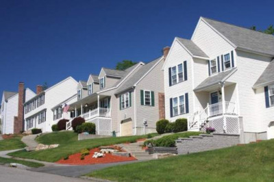 Почему в США частные дома не огораживают забором