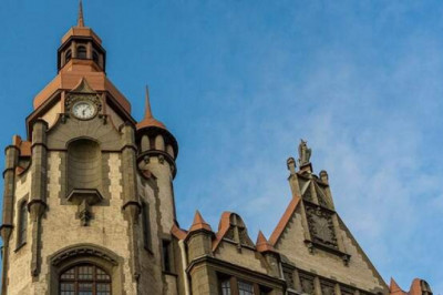 Доходный дом Путиловой: как в Питере появилось здание с летучими мышами и совами и чем оно знаменито