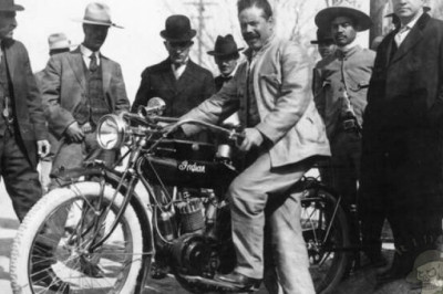 Панчо Вилья: мексиканский революционер, который грабил США на «Харли-Дэвидсонах»