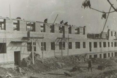 Почему в СССР рабочие заводов сами себе квартиры строили, или «Горьковский» метод строительства