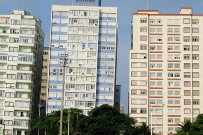 Бразильский Сантос: как живется людям в домах, которые превратились в «падающий заповедник» из-за просчета инженеров