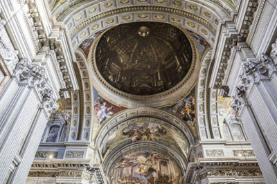 3D-технологии Сант-Иньяцио: в чем секрет «хитрых» фресок XVII века в римской церкви Святого Игнатия