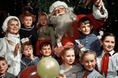 Что на Новый год у Дедушки Мороза просят дети и почему лет сто тому назад у него ничего не просили