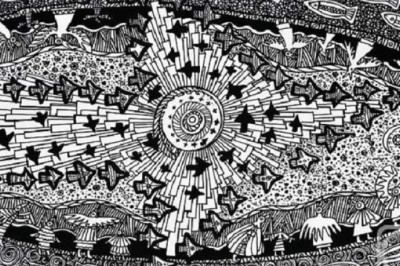 Художник-график Юрий Лисовский создает картины, похожие на ребусы: какие тайны хранят символы древнего Урала