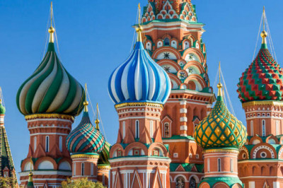 Почему купола православных храмов имеют форму луковиц?