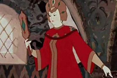 Загадочный мир зеркал: почему его боялись на Руси, и какие поверья с ним связаны