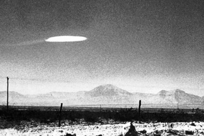 Происшествие в Стивенвилле, тарелка в аэропорту О'Хара и др: о чем рассказали 5 самых достоверных современных наблюдений за НЛО