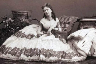 Три дамы полусвета прошлого, которые получили не только богатство, но и всемирную известность