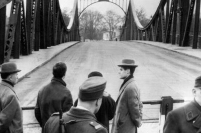Почему «Глиникский мост» прозвали «шпионским» и как спецслужбы обменивали «чужих» на «своих»