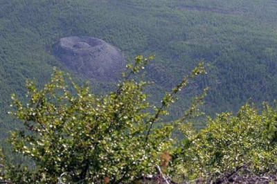 «Гнездо огненного орла» в Сибири: какие тайны скрывает Патомский кратер