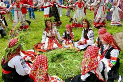 Игры и забавы на Руси: какие развлечения были запрещены знатным особам, а какие - всем без исключения