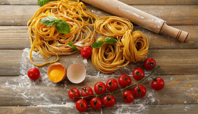 История происхождения макарон: почему пасту считают итальянской и как приготовить культовое блюдо неаполитанской кухни