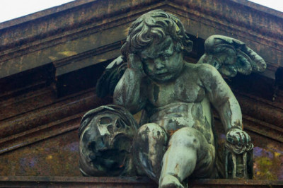 5 историй необычных могил, о которых мало кто знает