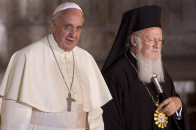 Почему православные священники отращивают бороду, а католические бреют